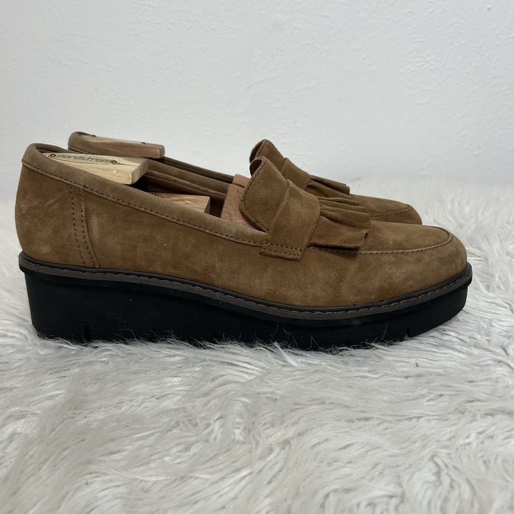 Clarks Loafers Sz 11M Brown Suede Airabell Slip On Shoes Classic Preppy Comfort